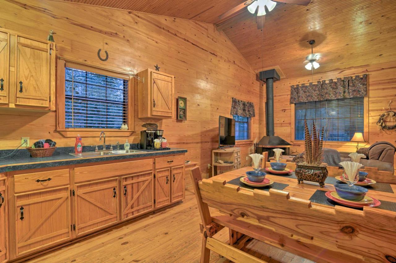 Villa Hochatown Hideaway With Hot Tub, Grill And Fire Pit! Stephens Gap Exterior foto
